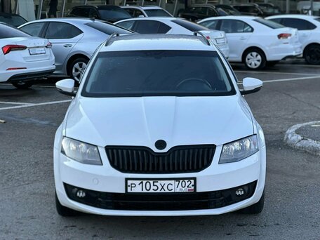 2014 Skoda Octavia III (A7), белый, 675000 рублей, вид 2