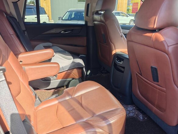 2019 Cadillac Escalade IV, чёрный - вид 16
