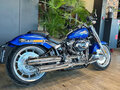 2025 Harley-Davidson Fat Boy, синий, 3690000 рублей - вид 2