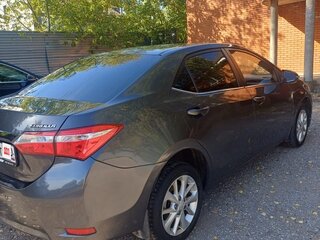 2013 Toyota Corolla XI (E160, E170, E180), серый, 870000 рублей, вид 4