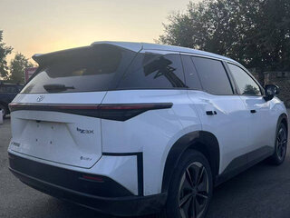 2025 Toyota bZ3X 58.3 kWh, белый, 2980000 рублей, вид 4