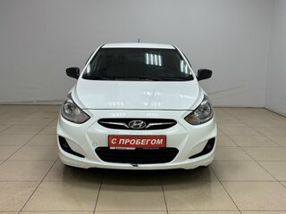 2012 Hyundai Solaris I, белый, 525000 рублей, вид 2