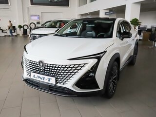 2024 Changan UNI-T I, белый, 3309900 рублей, вид 1