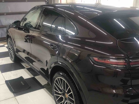 2020 Porsche Cayenne Coupé III, коричневый, 6200000 рублей - вид 4