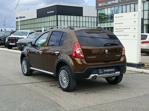 2013 Renault Sandero Stepway I, коричневый, 690000 рублей - вид 6