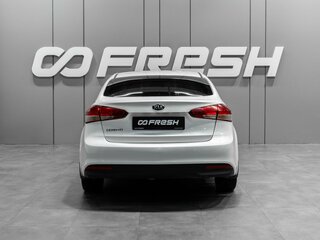 2017 Kia Cerato III Рестайлинг (Classic), белый, 1299000 рублей, вид 4