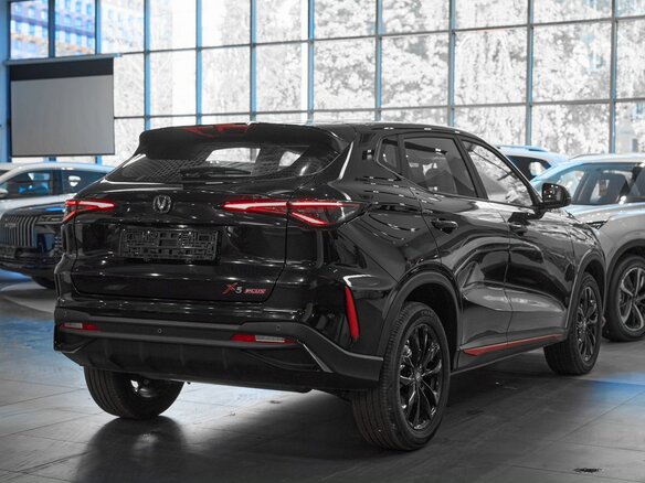 2026 Changan X5 Plus I, чёрный, 2099000 рублей - вид 5