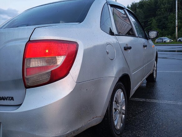 2012 Lada (ВАЗ) Granta I, серебристый - вид 2