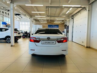 2012 Toyota Camry VII (XV50), белый, 1599900 рублей, вид 5