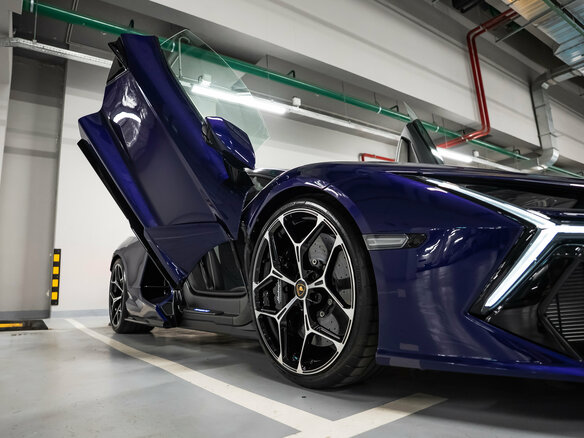 2026 Lamborghini Revuelto, фиолетовый, 74900000 рублей - вид 14