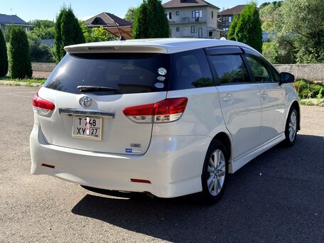 2009 Toyota Wish II, белый, 1050000 рублей, вид 4