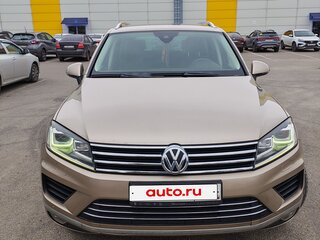 2016 Volkswagen Touareg II Рестайлинг, бежевый, 3000000 рублей, вид 3