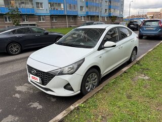 2020 Hyundai Solaris II Рестайлинг, белый, 1300000 рублей, вид 1