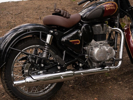 2024 Royal Enfield Classic 350, чёрный, 370000 рублей, вид 1