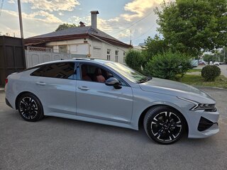 2021 Kia K5 III, серый, 2900000 рублей, вид 4