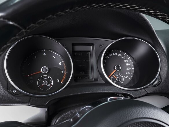 2011 Volkswagen Golf VI, серый, 1330000 рублей - вид 15