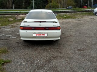 1996 Toyota Mark II VII (X90), белый, 400000 рублей, вид 2