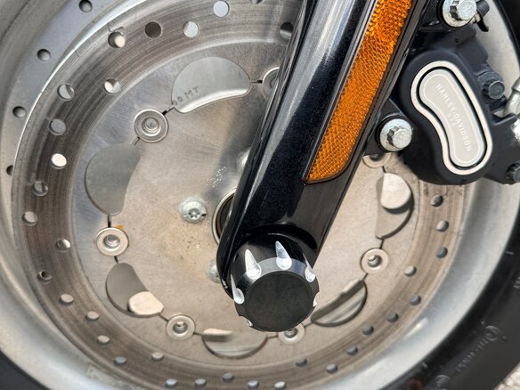 2010 Harley-Davidson Fat Bob, красный, 777000 рублей - вид 11