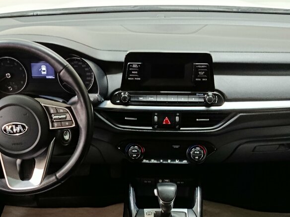 2018 Kia Cerato IV, белый, 1634000 рублей - вид 9
