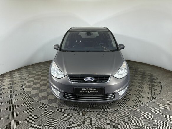2012 Ford Galaxy II Рестайлинг, коричневый, 730000 рублей - вид 1