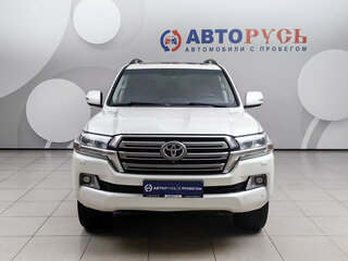 2015 Toyota Land Cruiser 200 Series Рестайлинг 2, белый, 4290000 рублей, вид 3