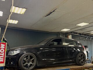 2006 BMW 1 серии 130i I (E81/E82/E87/E88), чёрный, 1700000 рублей, вид 5