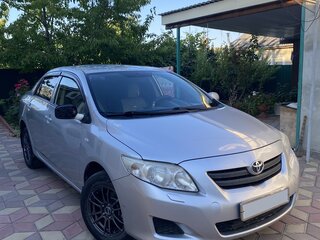 2008 Toyota Corolla X (E140, E150), серебристый, 700000 рублей, вид 1