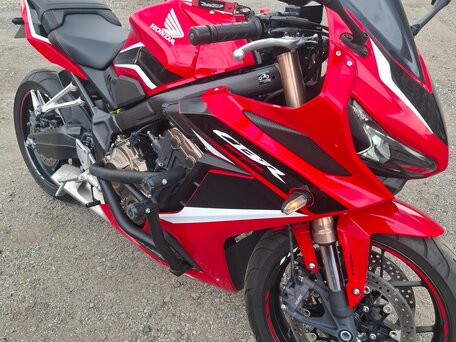 2021 Honda CBR 650R, красный, 1100000 рублей, вид 1