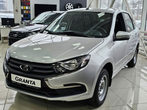 2026 Lada (ВАЗ) Granta I Рестайлинг, серебристый - вид 1