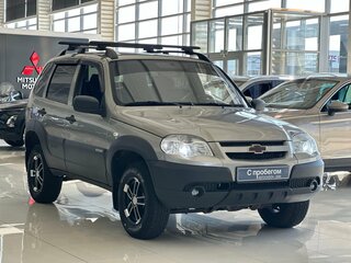 2016 Chevrolet Niva I Рестайлинг, серый, 680000 рублей, вид 3