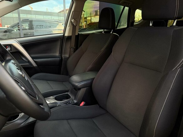 2017 Toyota RAV4 IV (XA40) Рестайлинг, коричневый - вид 28