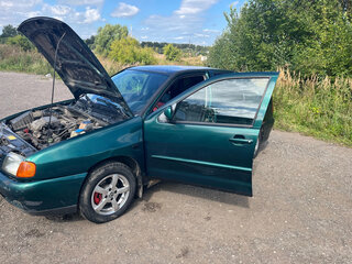 1997 Volkswagen Polo III, зелёный, 70000 рублей, вид 3