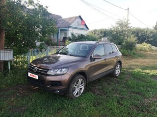 2011 Volkswagen Touareg II, коричневый, 2100000 рублей, вид 1