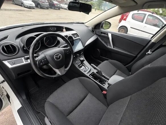 2012 Mazda 3 II (BL) Рестайлинг, белый, 950000 рублей - вид 8