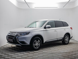 2015 Mitsubishi Outlander III Рестайлинг 2, белый, 1245000 рублей, вид 1