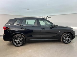 2026 BMW X5 Long 30Li IV (G05/G18) Рестайлинг, чёрный, 10300000 рублей, вид 4