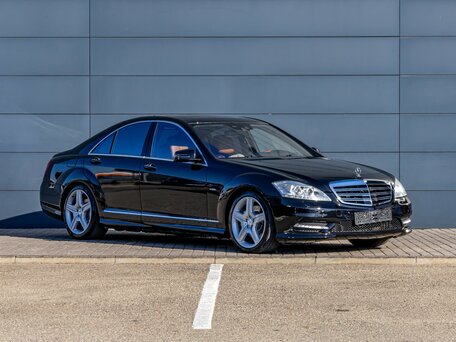 2010 Mercedes-Benz S-Класс 350 V (W221) Рестайлинг, чёрный, 1695000 рублей, вид 3