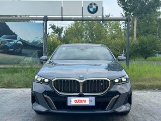 2024 BMW i5 Long eDrive35L, серый, 5515000 рублей, вид 2