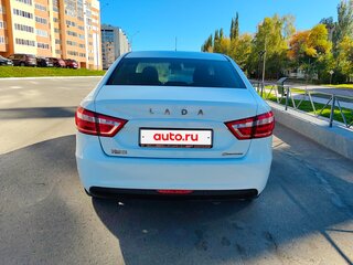 2017 Lada (ВАЗ) Vesta I, белый, 645000 рублей, вид 3
