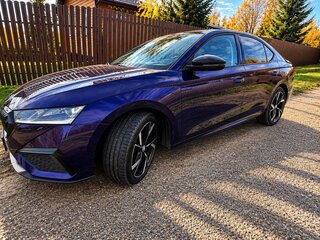 2021 Skoda Octavia IV (A8), синий, 2590000 рублей, вид 5