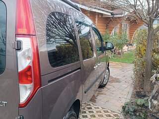 2014 Renault Kangoo II Рестайлинг, коричневый, 920000 рублей, вид 4