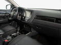2020 Mitsubishi Outlander III Рестайлинг 3, белый, 1799000 рублей - вид 8