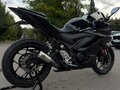 2022 Yamaha YZF-R3, чёрный, 600000 рублей - вид 2