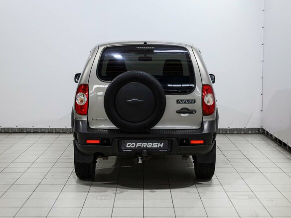 2014 Chevrolet Niva I Рестайлинг, серый - вид 3