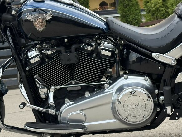 2018 Harley-Davidson Fat Boy, синий, 2200000 рублей - вид 13