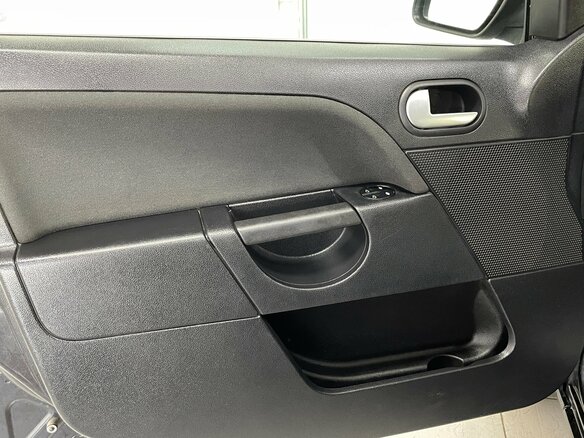 2007 Ford Fiesta Mk5, чёрный, 499000 рублей - вид 13