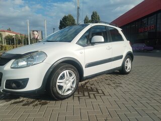 2010 Suzuki SX4 I (Classic) Рестайлинг, белый, 720000 рублей, вид 4