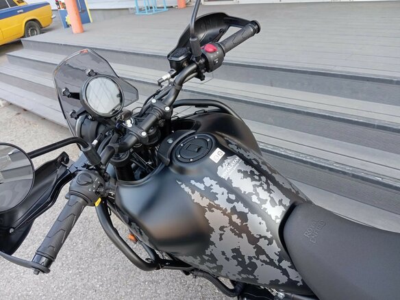 2026 Royal Enfield Himalayan, чёрный, 620000 рублей - вид 12