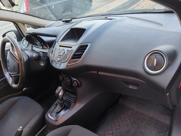 2015 Ford Fiesta Mk6 Рестайлинг, чёрный, 650000 рублей - вид 7