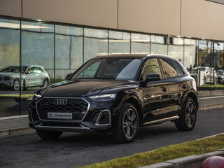 2021 Audi Q5 45 TFSI II (FY) Рестайлинг, чёрный, 4150000 рублей, вид 3